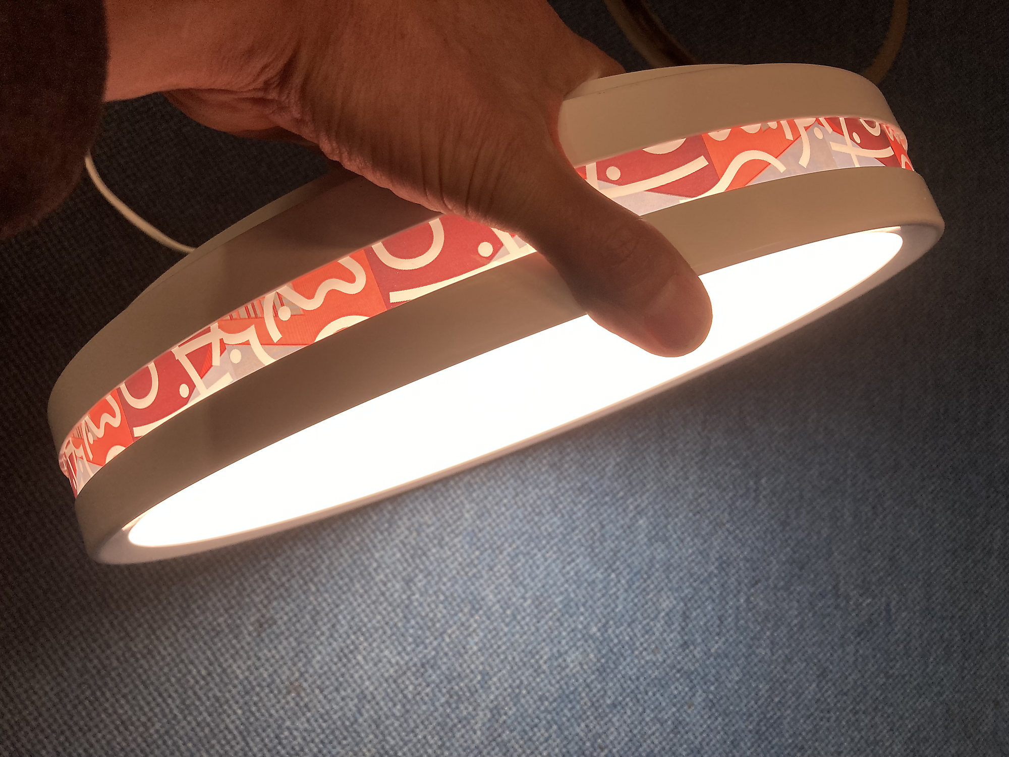 x.jo mit Dekorring - Licht. Dekor. Information.