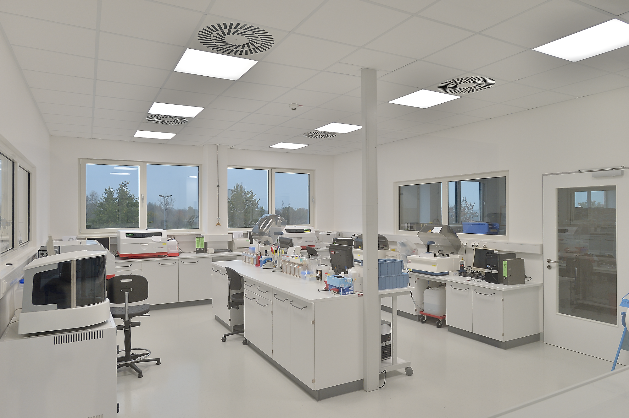 Human Magdeburg - HUMAN Gesellschaft für Biochemica und Diagnostica mbH
Produktion, Labore, Verwaltung
Cafeteria, Flure