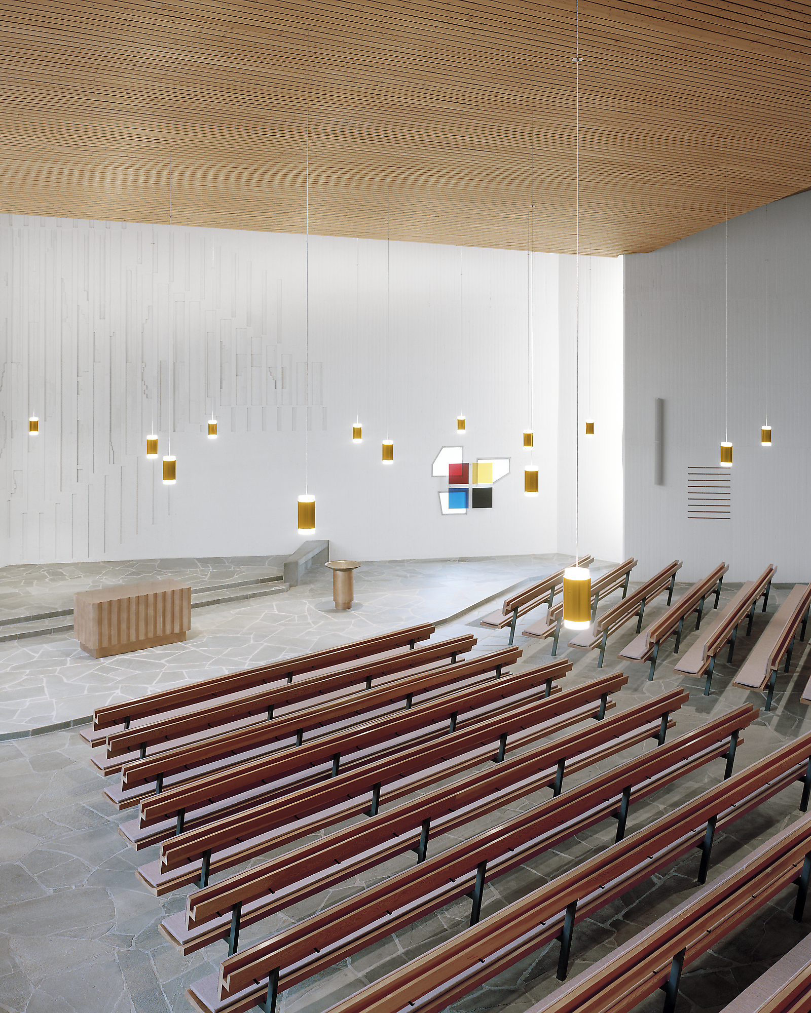 Auferstehungskirche Offenburg - Behutsame Sanierung der Auferstehungskirche in Offenburg