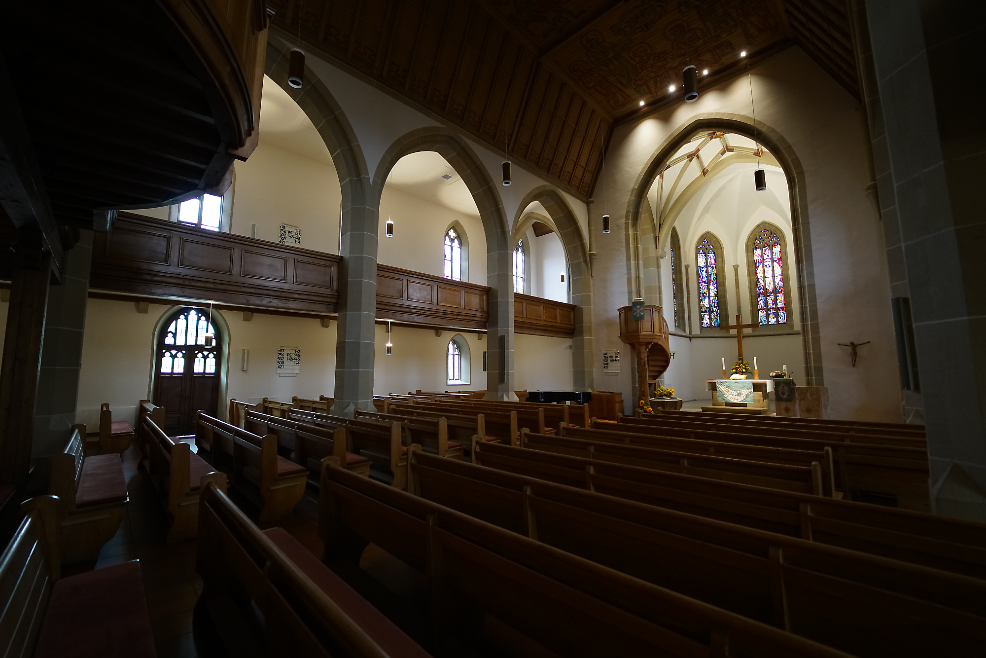 Martinskirche Möhringen - Sanierung der Beleuchtung in der Martinskirche in Stuttgart-Möhringen