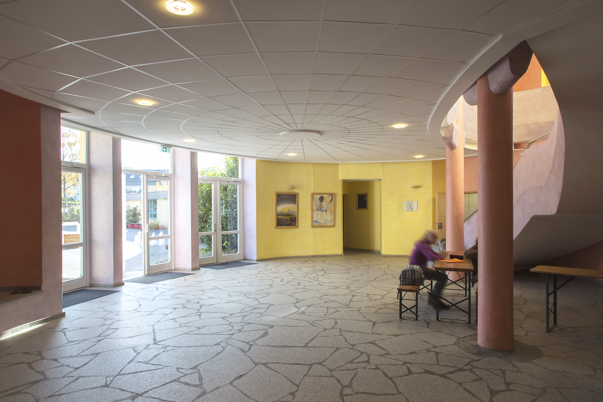 Freie Waldorfschule Haan Gruiten - Lichttechnische Sanierung der Freien Waldorfschule Haan Gruiten